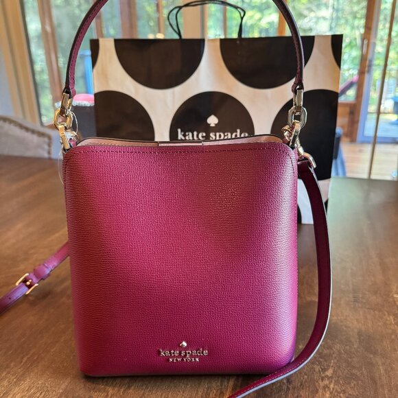 NEW Kate Spade Darcy Small Bucket Crossbody Purse Blackberry Leather WKR00439 - Picture 1 of 8